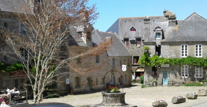 20170616_PlaceLocronan2